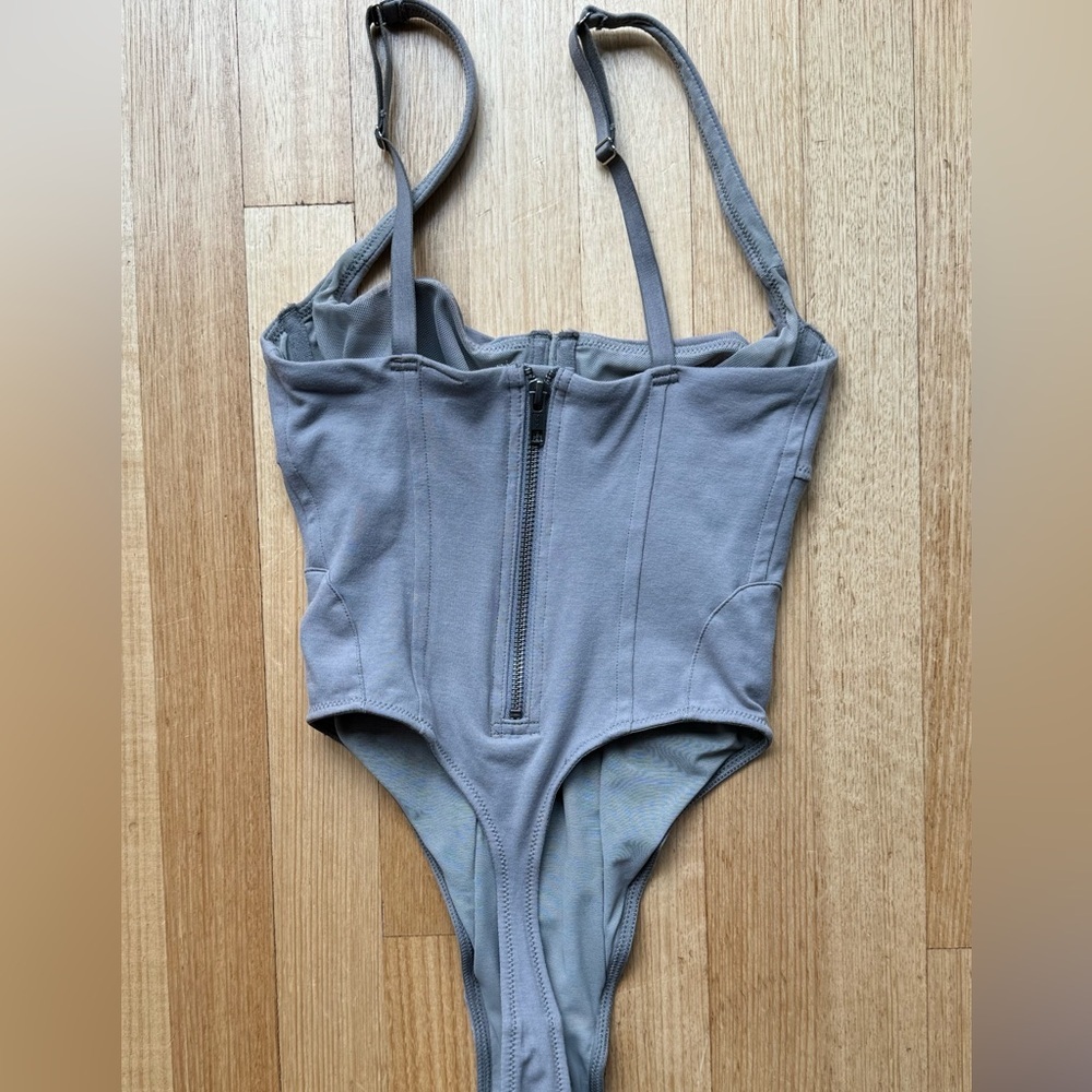SKIMS Charcoal Grey Cotton Corset Thong Bodysuit | Size: XXS | Sold Out - Picture 4 of 7